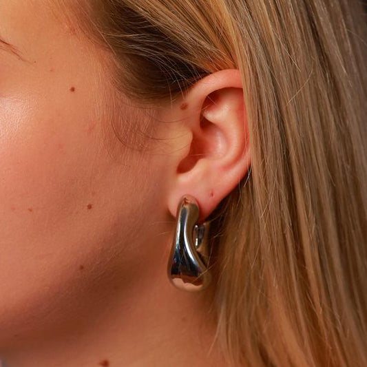 Silver Bold Sculpted Hoop