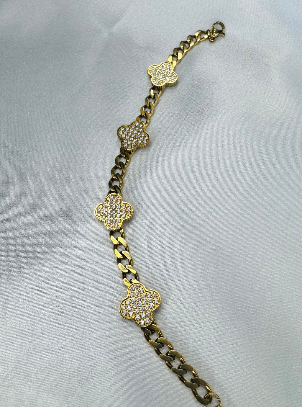 Clover Chain Bracelet - Amyra's Jewellery