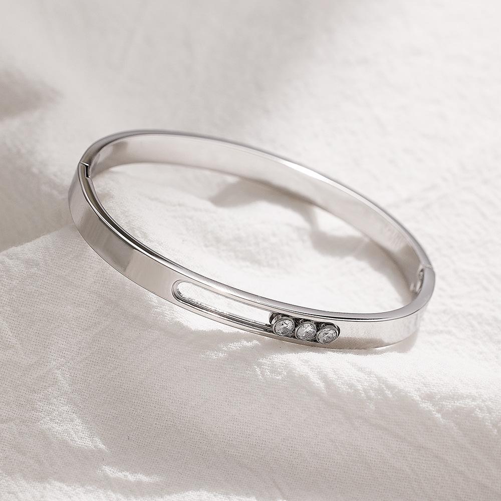 Elysian Motion Bangle - Amyra's Jewellery